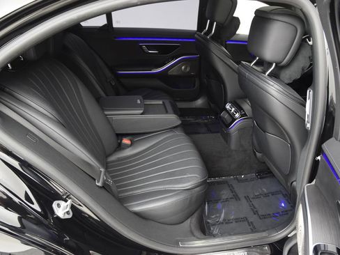 Used 2022 Mercedes-Benz S 500 4MATIC image 19