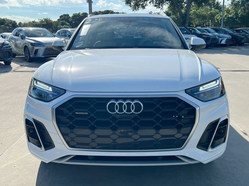 Used 2022 Audi Q5 2.0T Premium Plus w/ Premium Plus Package AWD/4WD image 2