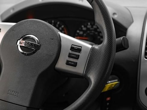 Used 2019 Nissan Frontier SV RWD image 26