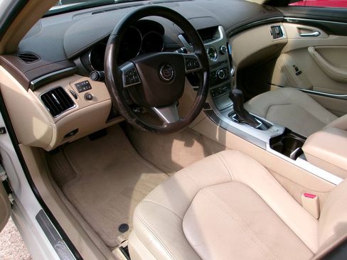 Used 2010 Cadillac CTS Performance AWD/4WD image 5