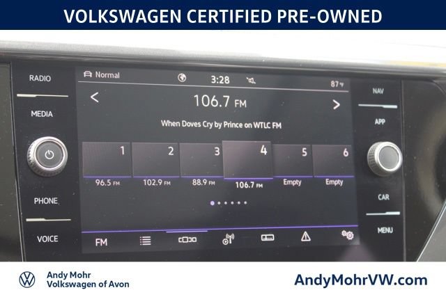 Used 2022 Volkswagen Taos SEL AWD/4WD image 37