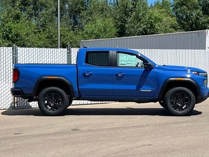 New 2025 GMC Canyon Elevation w/ Convenience Package