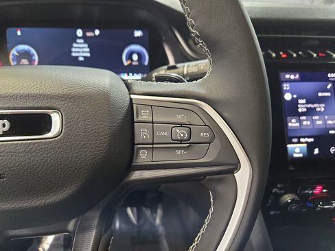 New 2026 Jeep Grand Cherokee L 4WD image 21