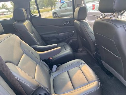 Used 2023 GMC Acadia SLT w/ Elevation Edition AWD/4WD image 41
