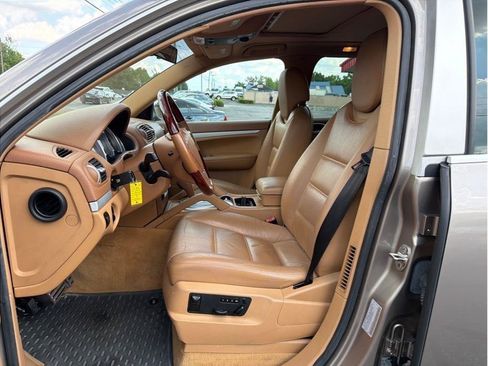 Used 2005 Porsche Cayenne S AWD/4WD image 10
