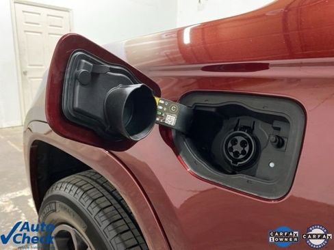 Used 2025 Jeep Grand Cherokee Limited 4xe image 90