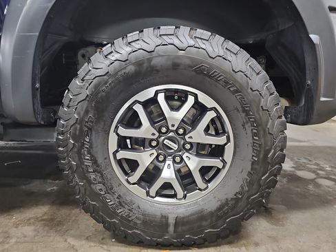 Used 2023 Ford F150 Raptor w/ Raptor Carbon Fiber Package image 34