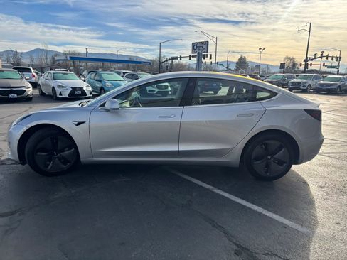 Used 2018 Tesla Model 3 Long Range image 4
