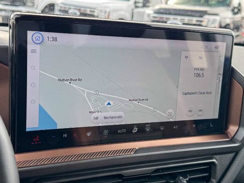 Certified 2025 Ford Bronco Sport Outer Banks w/ Outer Banks Tech Package+ image 31