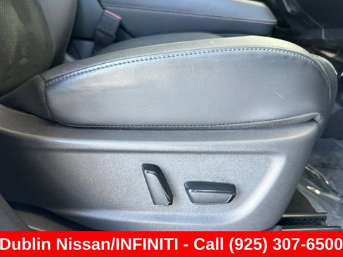 Used 2023 Nissan Ariya FWD image 23