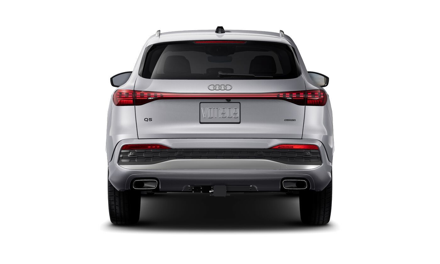 Certified 2025 Audi Q5 Premium w/ 19" Wheel Package AWD/4WD image 7