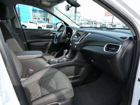 Used 2019 Chevrolet Equinox LT image 15