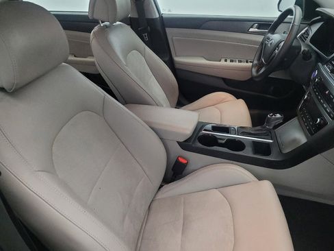 Used 2016 Hyundai Sonata Sport w/ Option Group 02 image 21