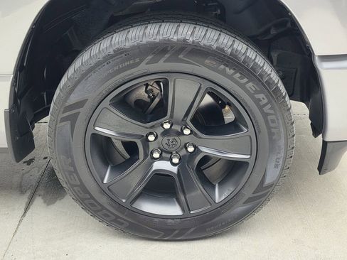 Used 2021 RAM 1500 Big Horn image 29