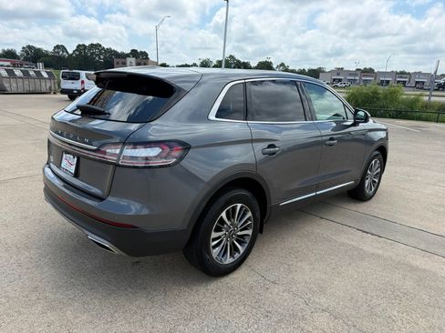 Used 2023 Lincoln Nautilus Reserve AWD/4WD image 5