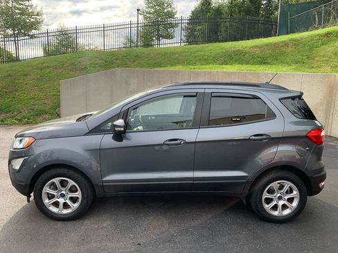 Used 2018 Ford EcoSport SE FWD image 2