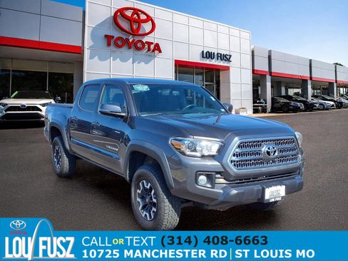 Used 2017 Toyota Tacoma TRD Off-Road w/ Tow Package (A/T) AWD/4WD image 1