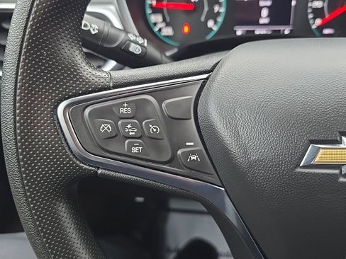 Used 2024 Chevrolet Equinox LS image 16