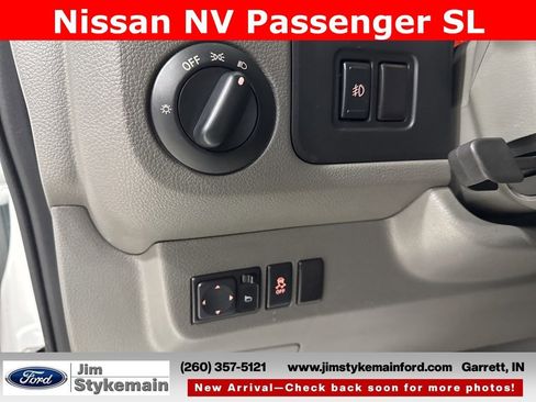 Used 2019 Nissan NV 3500 SL RWD image 23