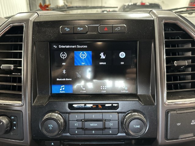 Used 2016 Ford F150 XLT w/ Equipment Group 302A Luxury AWD/4WD image 16