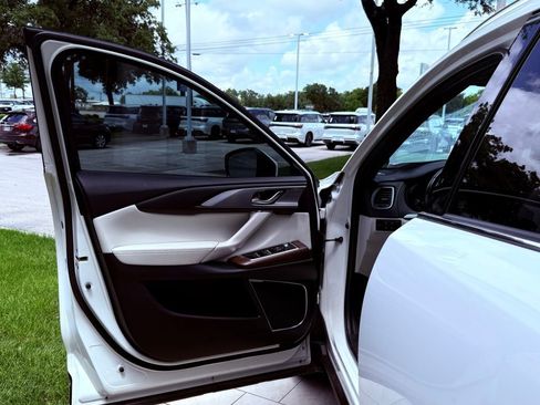 Used 2023 MAZDA CX-9 Signature AWD/4WD image 24