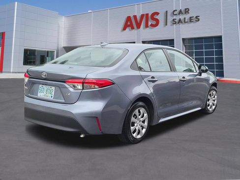 Used 2025 Toyota Corolla LE FWD image 6