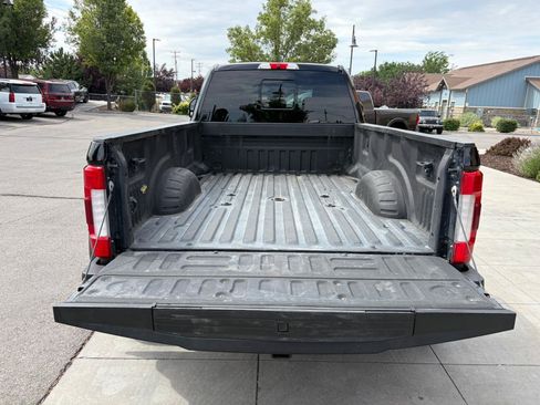Used 2019 Ford F350 Lariat w/ Lariat Ultimate Package AWD/4WD image 31