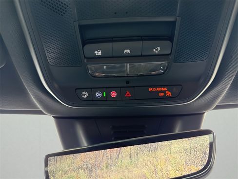 New 2026 Chevrolet Equinox EV LT w/ Convenience Package II image 35