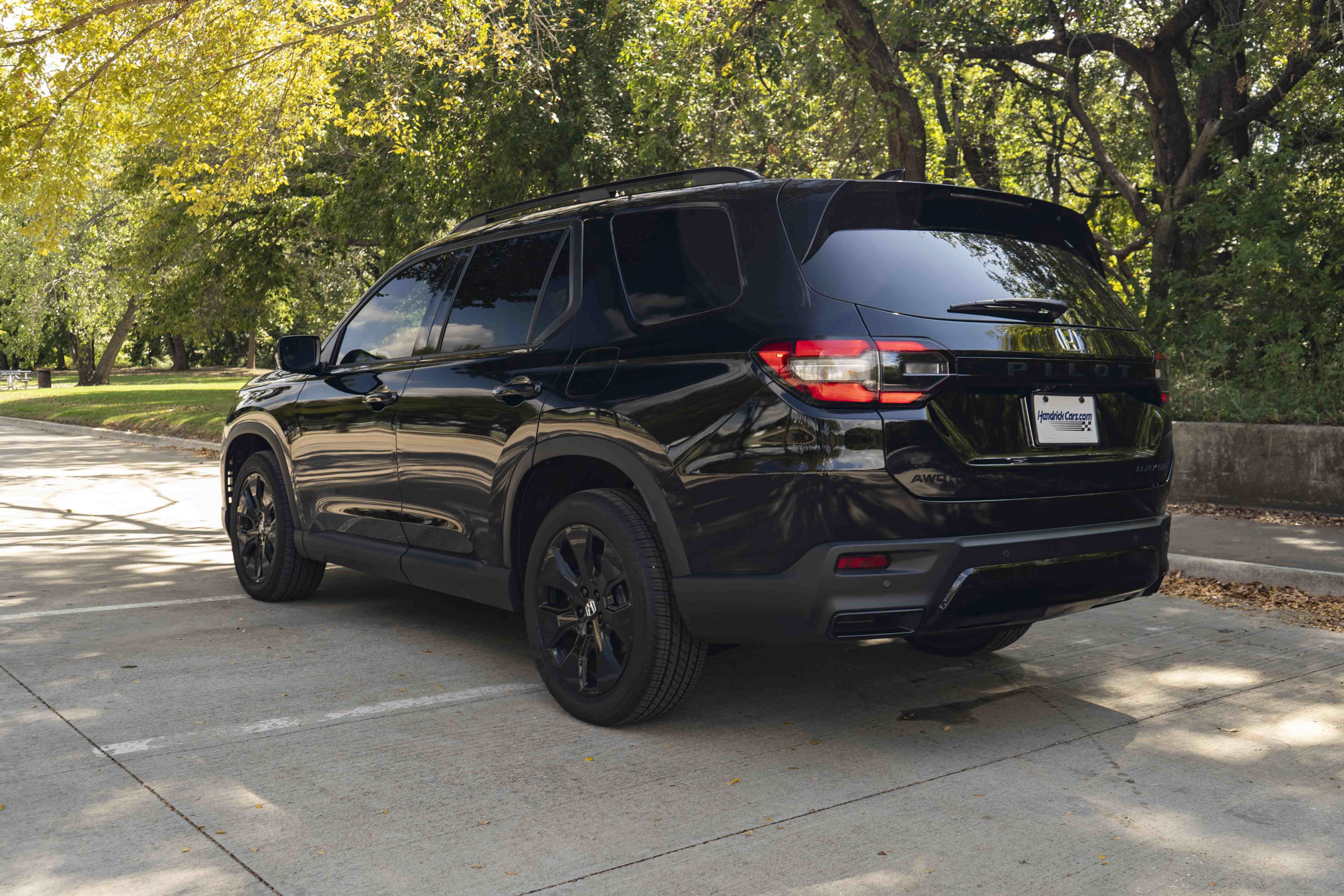 Used 2026 Honda Pilot Black Edition image 7