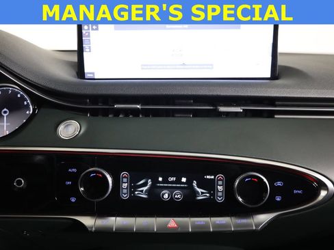 Used 2022 Genesis GV70 2.5T w/ Advanced Package AWD/4WD image 24