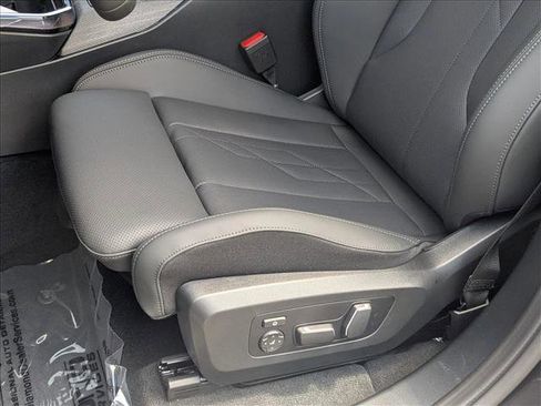 Used 2025 BMW X3 xDrive30i w/ Premium Package image 4