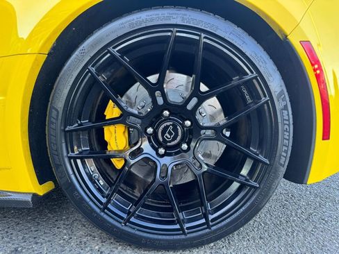 Used 2016 Chevrolet Corvette Z06 w/ 2LZ Preferred Equipment Group image 11