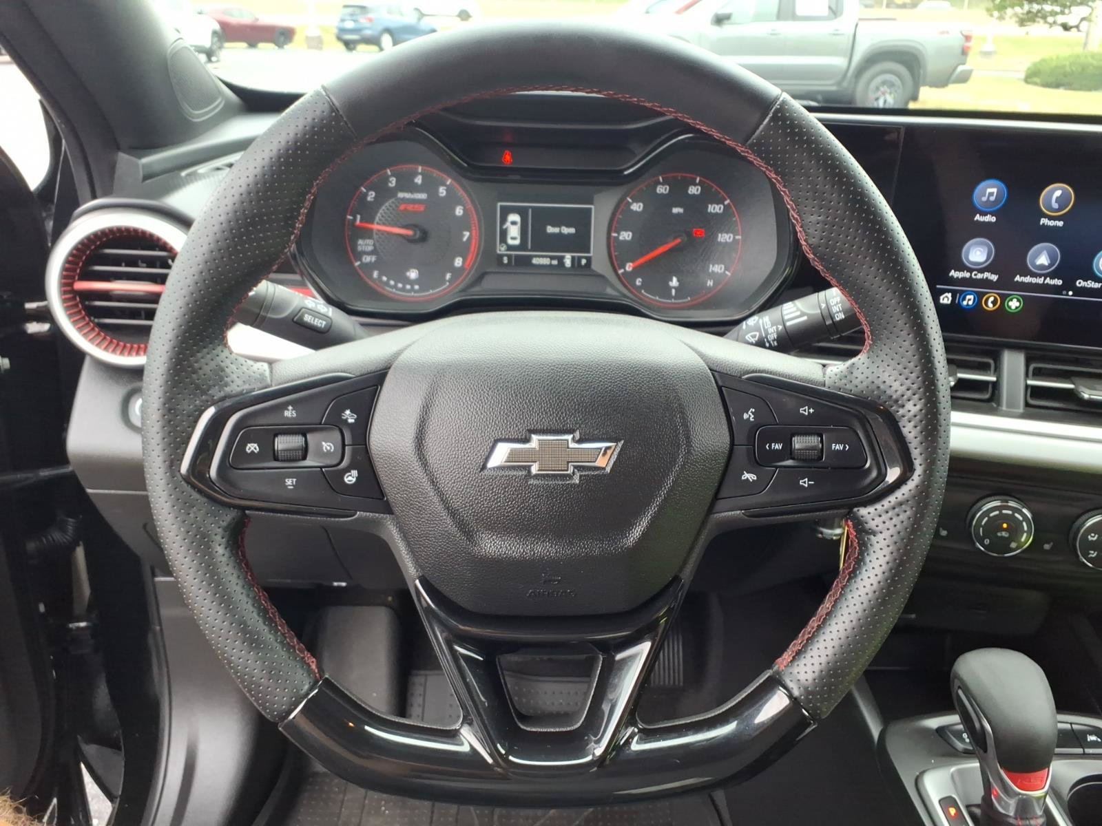 Used 2024 Chevrolet Trax RS w/ Driver Confidence Package FWD image 19