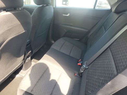 Certified 2019 Kia Rio S FWD image 14