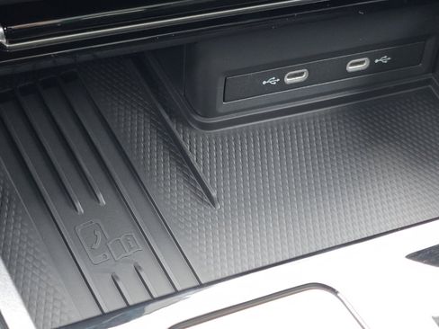 New 2026 Volkswagen Atlas Cross Sport SEL Premium R-Line image 8