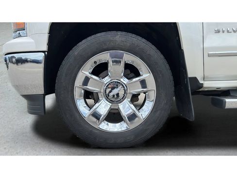 Used 2014 Chevrolet Silverado 1500 LTZ Z71 AWD/4WD image 34