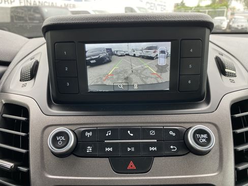 Used 2022 Ford Transit Connect XL FWD image 22