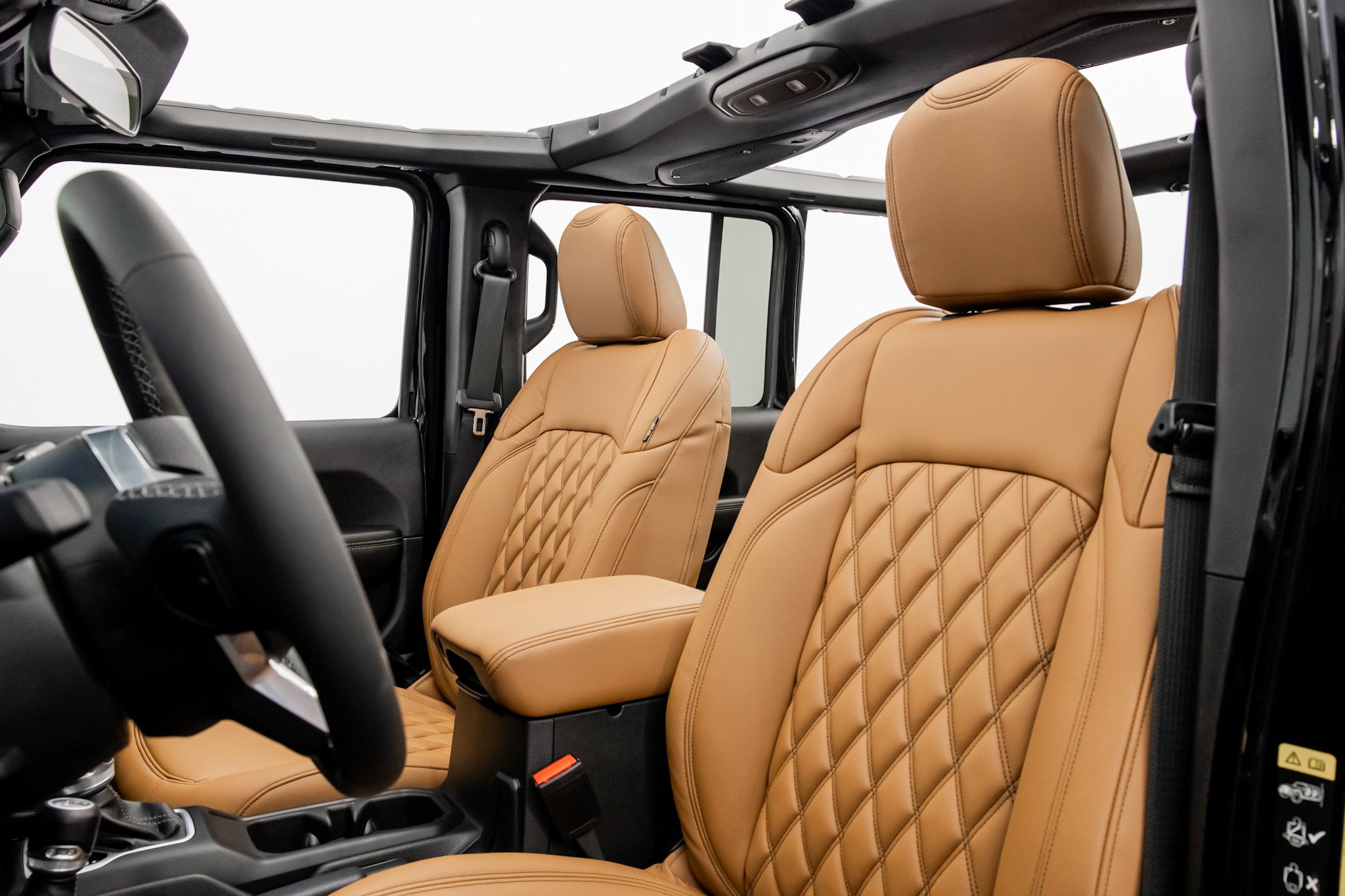 Used 2026 Jeep Wrangler Unlimited Sahara AWD/4WD image 28
