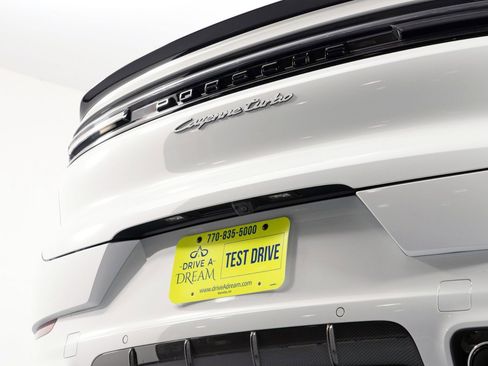 Used 2024 Porsche Cayenne Turbo image 62