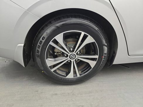 Used 2021 Nissan Sentra SV FWD image 17
