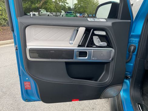 Used 2025 Mercedes-Benz G 63 AMG 4MATIC image 16