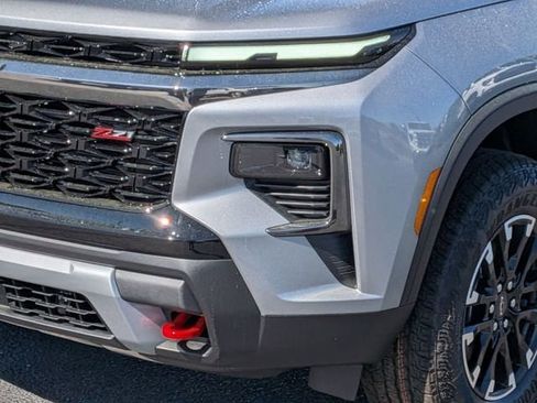 New 2026 Chevrolet Traverse Z71 w/ LPO, Floor Liner Package image 9