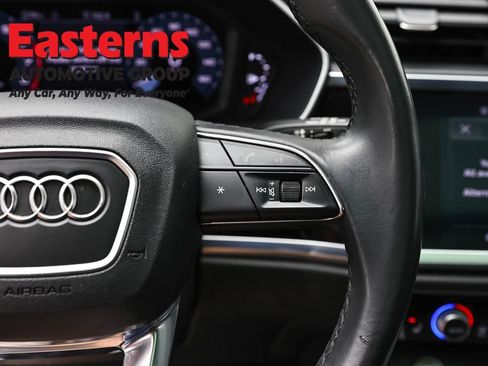 Used 2022 Audi Q3 2.0T Premium w/ Convenience Package AWD/4WD image 16