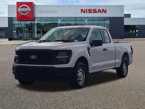 Used 2024 Ford F150 XL RWD image 3