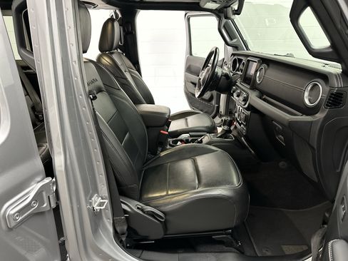 Used 2021 Jeep Wrangler Unlimited Sahara AWD/4WD image 22