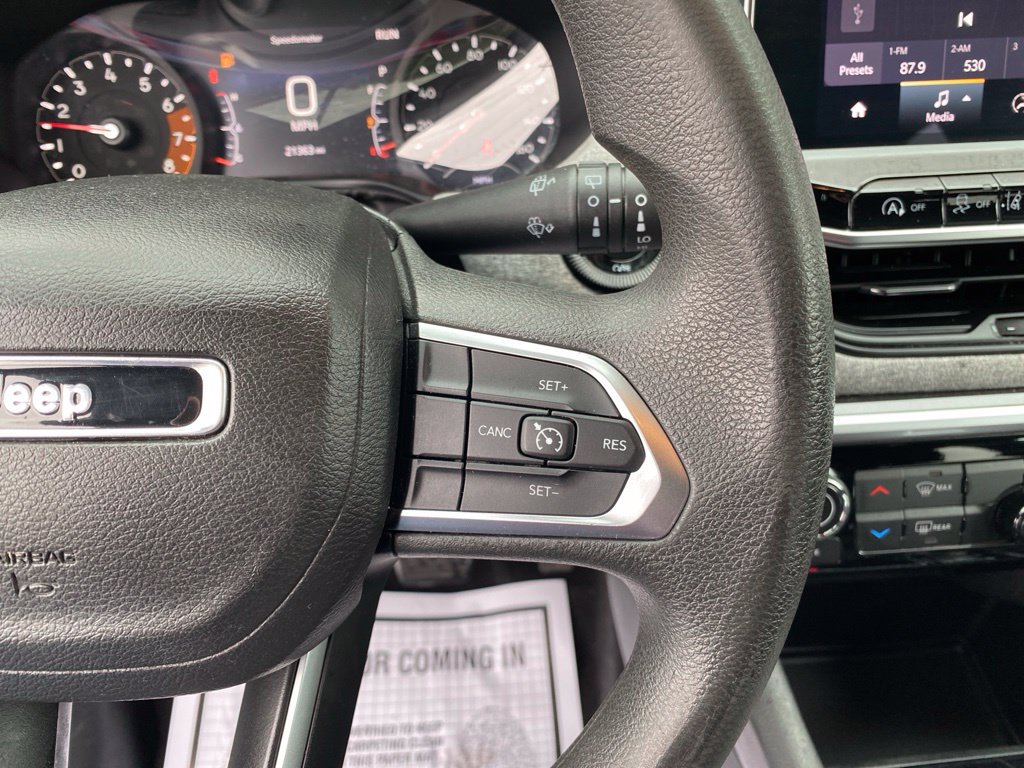 Used 2024 Jeep Compass Sport AWD/4WD image 15