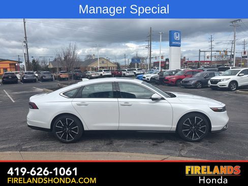 New 2026 Honda Accord Touring image 4