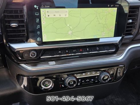 Used 2023 Chevrolet Silverado 1500 LT AWD/4WD image 17