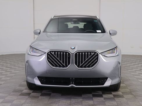 Used 2026 BMW X3 xDrive30i w/ Premium Package AWD/4WD image 3