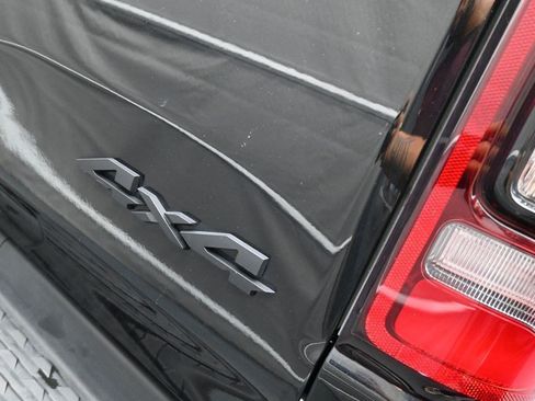 Used 2023 RAM 1500 Laramie AWD/4WD image 9